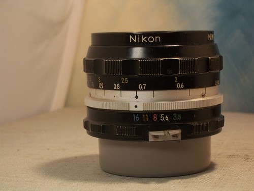 Nikon nikkor auto - auto, 28