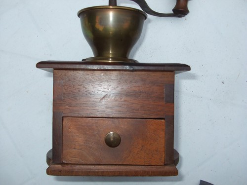 Ancien moulin café a - ancien,
