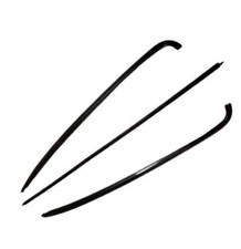 Moulure de pare-brise avant