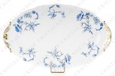 Plat ovale aux bouquets bleus par L'Ancienne Manufacture Royale. Oval dish