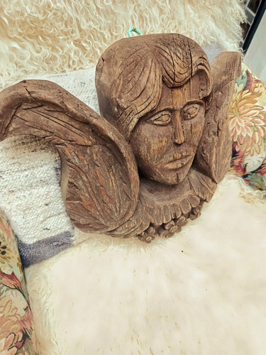 Sculpture murale ancienne - , en