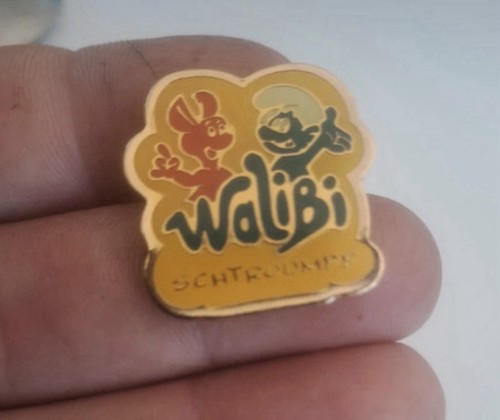 Walibi pin schtroumpf - walibi, –