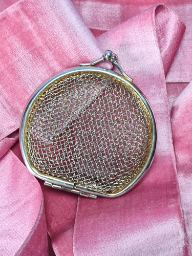 Old gold wire mesh - old,