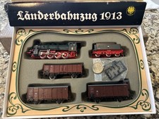 PIKO~ FREIGHT TRAIN SET~LOCOMOTIVE & TENDER WITH 3 FREIGHT CARS ~HO SCALE