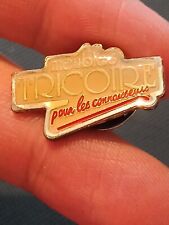 NICE PINS PIN'S PIN FURNITURE KNIT CONNOISSEURS ADVERTISING COLLECTOR RARE ?
