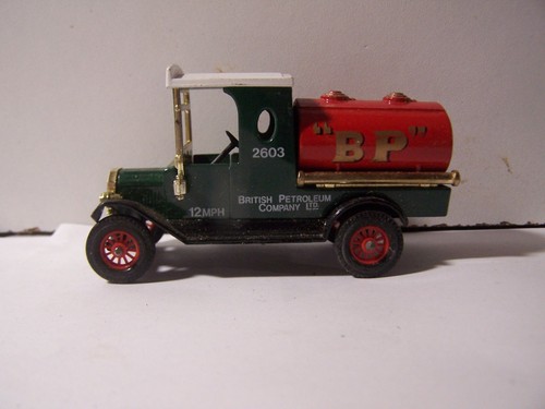 Camion citerne marque - citerne,