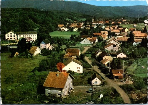 Plancher bas carte postale - bas,