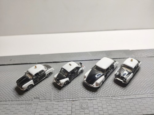 Atlas voiture miniature