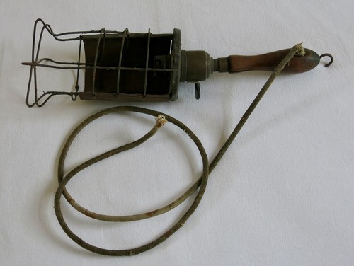 Lampe baladeuse ancienne - lampe,