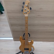MUSICMAN STINGRAY basse