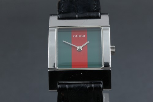Exc avec boîte montre - avec,