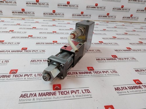 Moog d635 606b servo valve - moog,