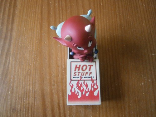 Figurine hot stuff dans boite - dans,