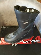 High performance motorboots