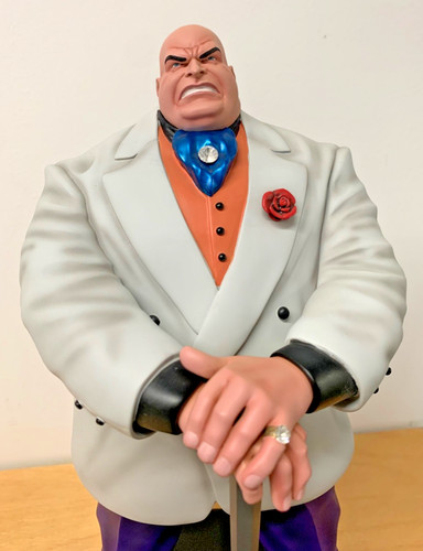 Kingpin bowen full - size, statue