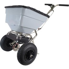 Epandeur de sel à pousser