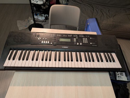 Piano yamaha 220 - piano,