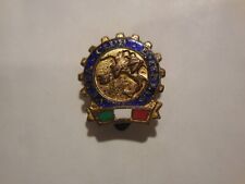 badge avec pied vespa club d'Italie