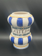 Albarello in majolica earthenware, pharmacy jar “Altea”, Hispano-Moorish style