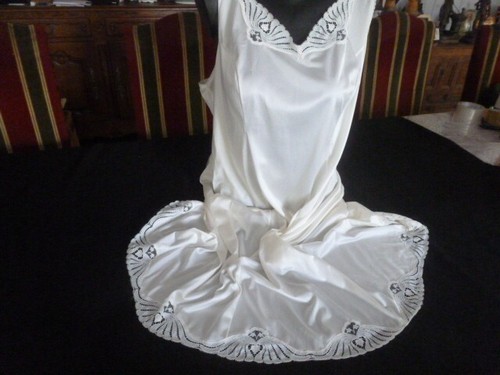 Jolie combinaison fond - jolie, robe