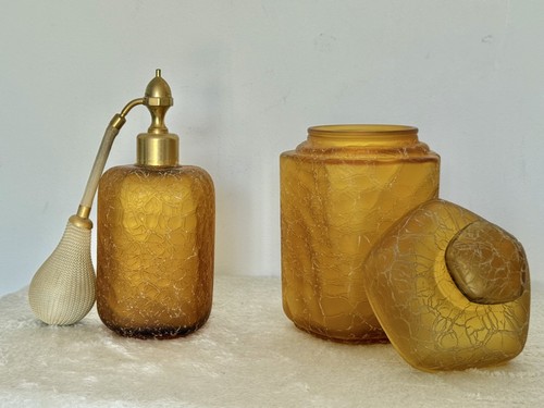 Ancienne garniture toilette - garniture,