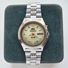 Montre Vintage ORIENT tristar