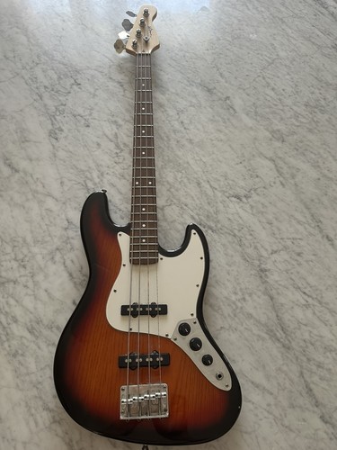Guitare basse vintage storm - guitare,