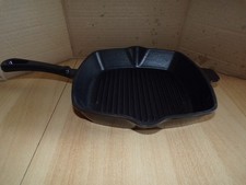 poêle a frire grill viandes /