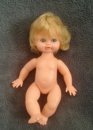 Ancienne petite poupée poupon - petite,