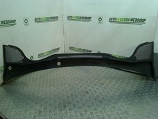 BAIE DE PARE BRISE VW Polo V