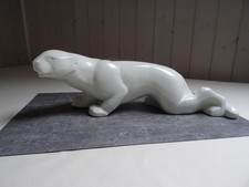 Léopard prêt à bondir