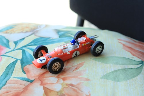 Lotus scalextric orange - c/82,