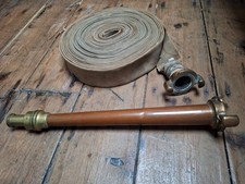 Lance à incendie et tuyau