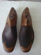 Ancienne  paire d'embauchoirs