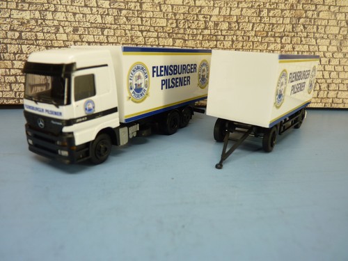 Albedo camion mercedes - ho, 1/87