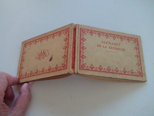Bibliotheque alphabet de - d, m