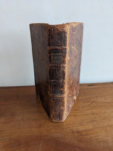 Livre ancien nouveau - livre, ancien-