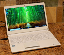 Japan Market Toshiba Portege R30-CSeries i3@2.30GHz 4GB RAM 1TB HDD WIN 10PRO