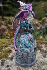 87040 B  FIGURINE STATUE