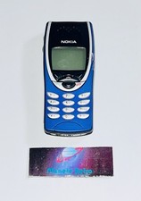 Téléphones GSM Nokia 8210 - Bleu « Hors Service » Pour Pièces Réparation