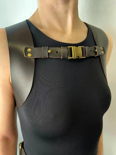 Lara croft shoulder chest - lara,