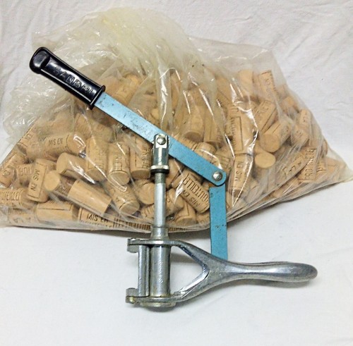 Bouchonneuse levier 250 - à,