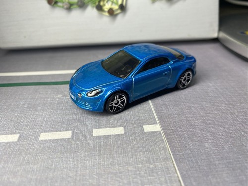 Hot wheels 2018 - hot, (renault)