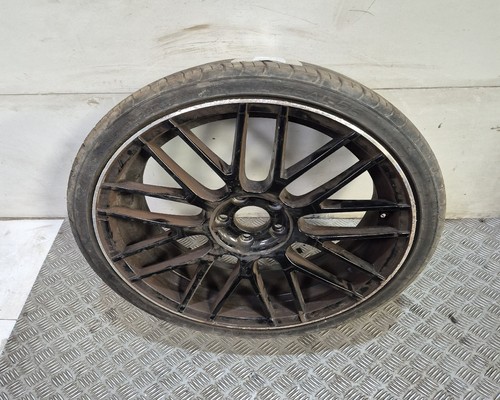 Mercedes 200 amg - c,