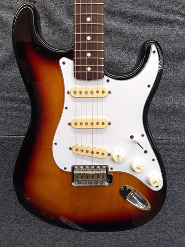 Guitare fender japan std - japan, st-std