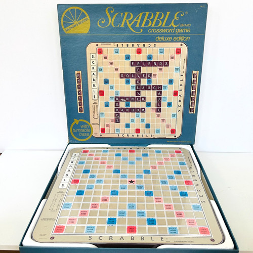 Scrabble deluxe rotating - scrabble,