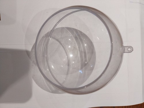Boule ouverte transparente - boule, a