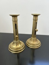 PAIRE DE BOUGEOIRS ANCIEN EN