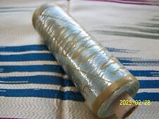 Belle bobine de fil de soie