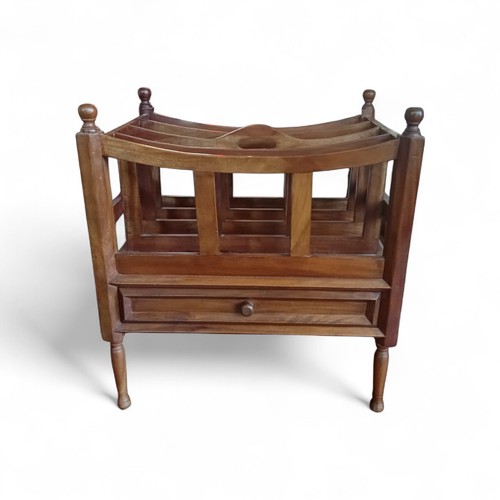 Ancien porte revue - en, bois
